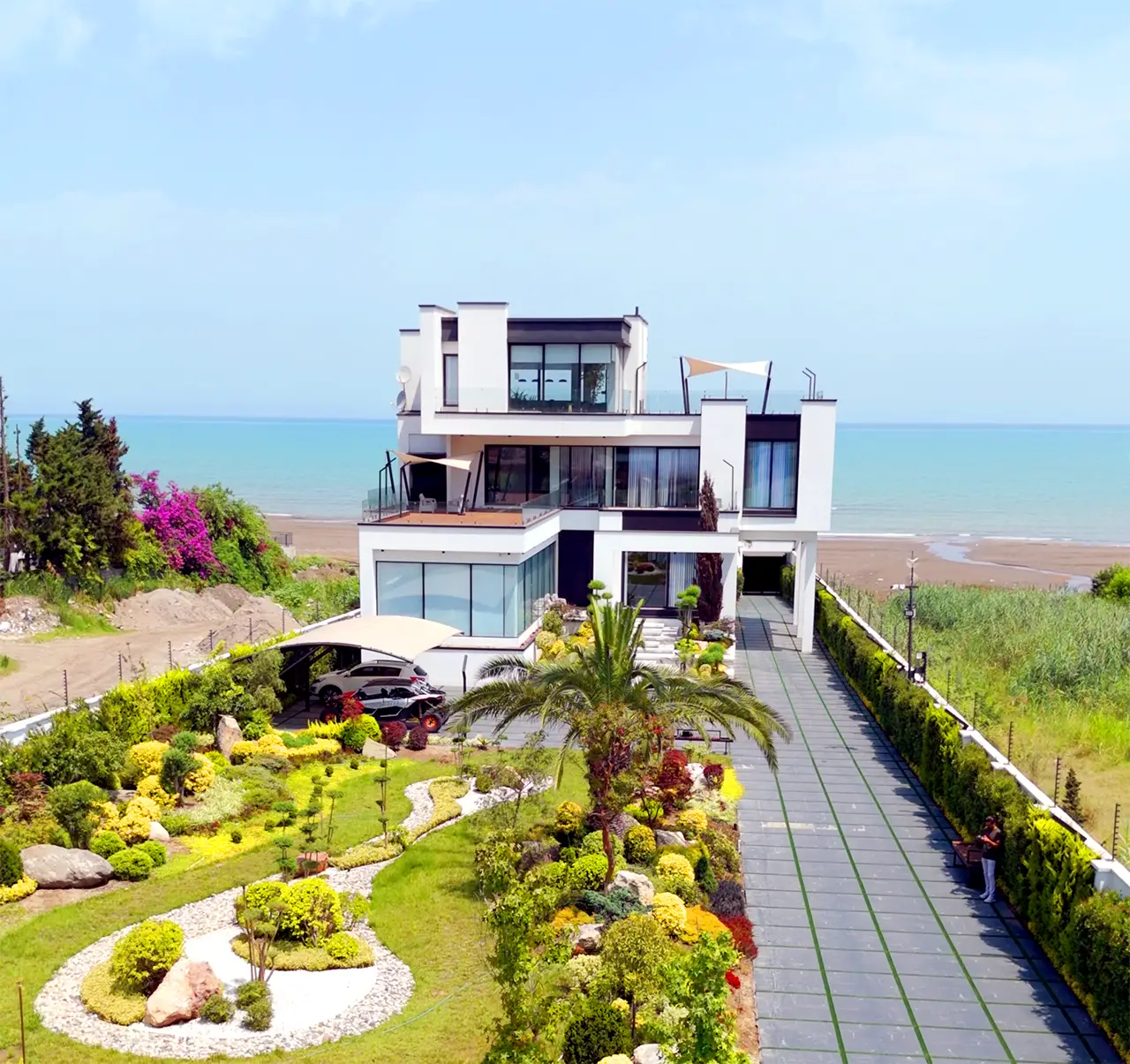 ویلای مدرن ساحلی رویال پارک